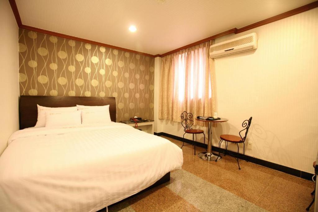 New World Hotel Yongsan ソウル特別市 エクステリア 写真